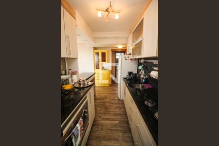 Cozinha de apartamento à venda com 2 quartos, 70m² em Menino Deus, Porto Alegre