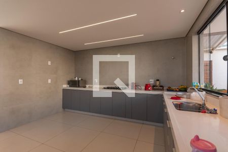Cozinha de casa à venda com 3 quartos, 200m² em Céu Azul, Belo Horizonte