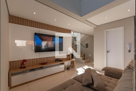 Sala de casa à venda com 3 quartos, 200m² em Céu Azul, Belo Horizonte