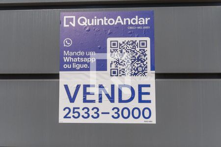Placa  de casa à venda com 3 quartos, 200m² em Céu Azul, Belo Horizonte