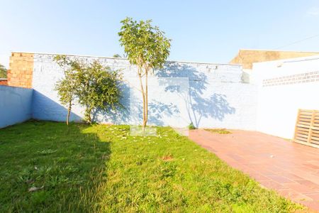 Quintal de casa à venda com 3 quartos, 120m² em Harmonia, Canoas