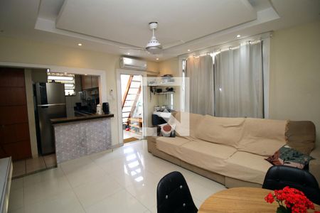 Sala de apartamento à venda com 2 quartos, 80m² em Vila da Penha, Rio de Janeiro