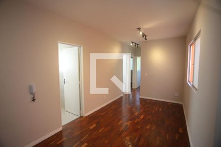Sala de apartamento à venda com 3 quartos, 64m² em Estoril, Belo Horizonte
