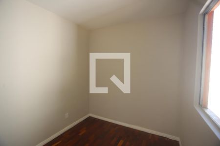 Quarto de apartamento à venda com 3 quartos, 64m² em Estoril, Belo Horizonte