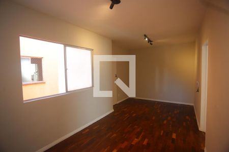 Sala de apartamento à venda com 3 quartos, 64m² em Estoril, Belo Horizonte