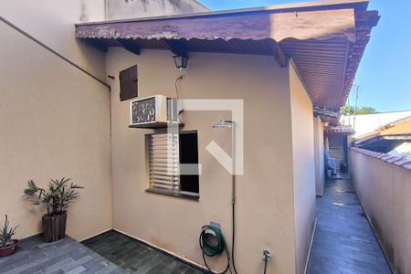 Quintal de casa à venda com 2 quartos, 95m² em Parque Eloy Chaves, Jundiaí