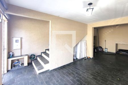 Garagem de casa à venda com 2 quartos, 95m² em Parque Eloy Chaves, Jundiaí