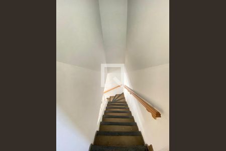 Corredor de casa para alugar com 2 quartos, 70m² em Jardim Bom Clima, Guarulhos