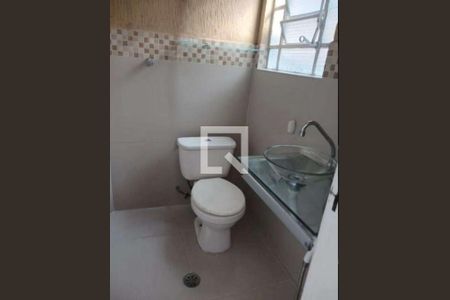 Banheiro de casa para alugar com 2 quartos, 300m² em Cidade Mãe do Céu, São Paulo