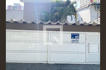 Fachada de casa à venda com 3 quartos, 156m² em Chácara Santo Antônio (zona Sul), São Paulo