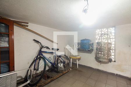 Quintal - Porão de casa à venda com 2 quartos, 168m² em Chácara Santo Antônio (zona Leste), São Paulo