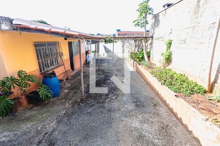 Área comum de casa à venda com 3 quartos, 360m² em Rio Branco, Belo Horizonte