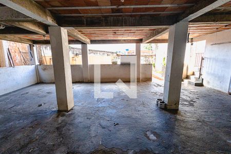 Área comum de casa à venda com 3 quartos, 360m² em Rio Branco, Belo Horizonte