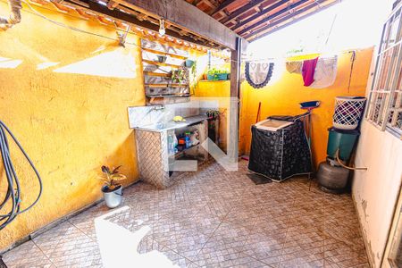 Área de Serviço de casa à venda com 3 quartos, 360m² em Rio Branco, Belo Horizonte