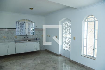 Cozinha de casa à venda com 2 quartos, 134m² em Vila Congonhas, São Paulo