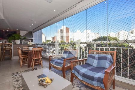Varanda de apartamento à venda com 4 quartos, 177m² em Jardim Monte Kemel, São Paulo