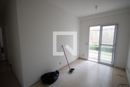 Sala de apartamento para alugar com 2 quartos, 48m² em Cidade Ocian, Praia Grande