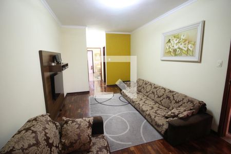 Sala de casa à venda com 3 quartos, 200m² em Vila Yara, Osasco