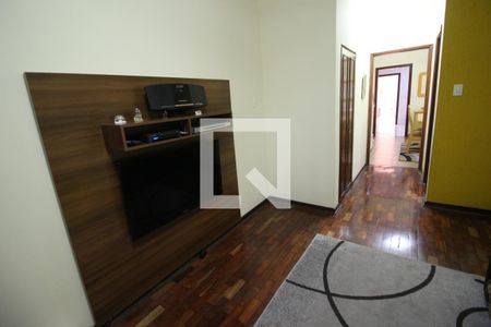 Sala de casa à venda com 3 quartos, 200m² em Vila Yara, Osasco