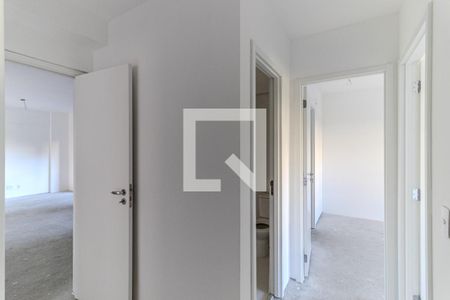 Corredor de apartamento à venda com 3 quartos, 117m² em Santa Ifigênia, São Paulo