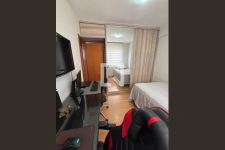Quarto  de apartamento à venda com 3 quartos, 177m² em Santo Antônio, Belo Horizonte
