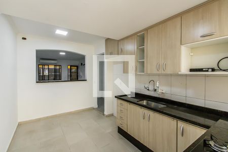 Cozinha de casa para alugar com 3 quartos, 125m² em Vila Rica, São Paulo