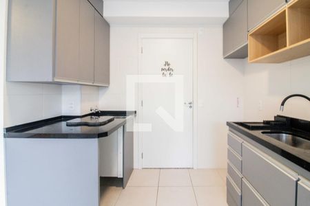 Sala/Cozinha de apartamento à venda com 2 quartos, 32m² em Jardim Celeste, São Paulo