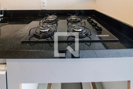 Sala/Cozinha de apartamento à venda com 2 quartos, 32m² em Jardim Celeste, São Paulo
