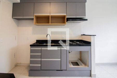 Sala/Cozinha de apartamento à venda com 2 quartos, 32m² em Jardim Celeste, São Paulo