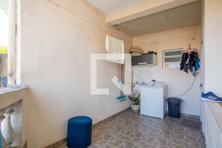Área de Serviço de casa à venda com 2 quartos, 220m² em Vila Yara, Osasco