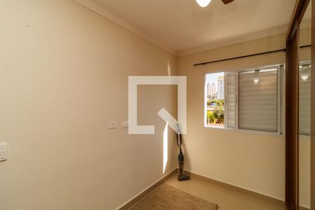 Quarto 1 de apartamento à venda com 2 quartos, 64m² em Vila Nivi, São Paulo