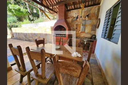 Casa à venda com 5 quartos, 355m² em Santa Lúcia, Belo Horizonte