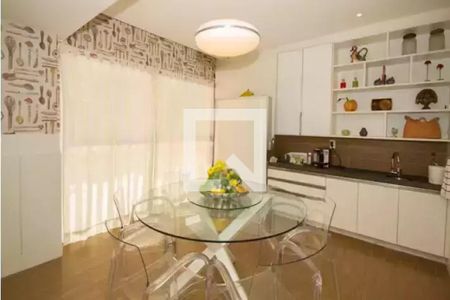 Casa à venda com 6 quartos, 706m² em Barra da Tijuca, Rio de Janeiro