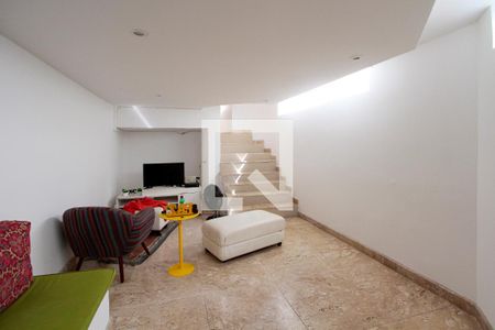 Sala de TV de casa à venda com 4 quartos, 574m² em Barra da Tijuca, Rio de Janeiro