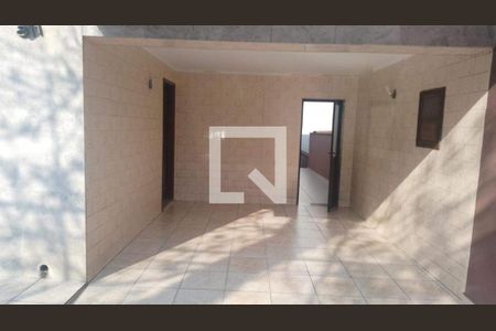 Casa à venda com 2 quartos, 137m² em Vila Alzira, Santo André
