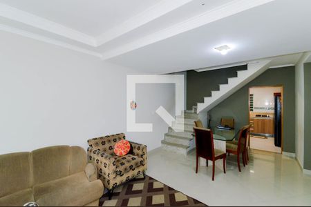 Sala de casa à venda com 3 quartos, 126m² em Jardim Santa Clara, Guarulhos