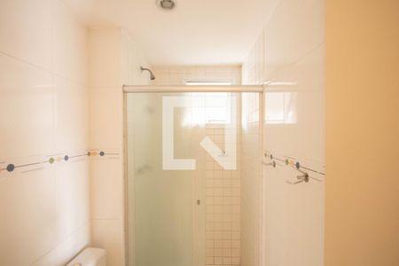 Banheiro de apartamento à venda com 3 quartos, 62m² em Parque Novo Mundo, São Paulo