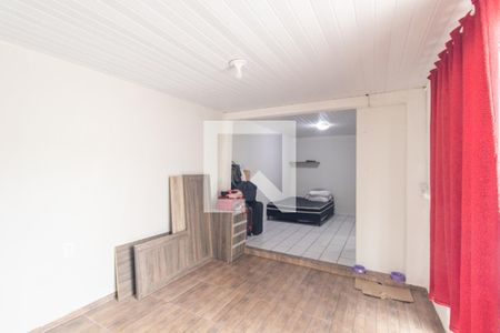 Quarto 2 de casa para alugar com 2 quartos, 52m² em Bairro Alto, Curitiba