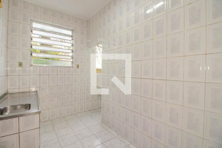 Cozinha e Área de Serviço de apartamento à venda com 3 quartos, 86m² em Floresta, Porto Alegre