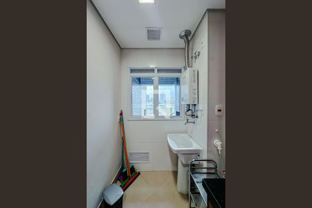 Área de Serviço de apartamento para alugar com 1 quarto, 55m² em Vila Regente Feijó, São Paulo