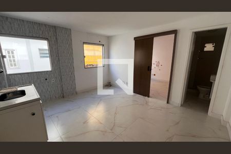 Sala de kitnet/studio à venda com 1 quarto, 15m² em Recreio dos Bandeirantes, Rio de Janeiro