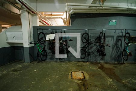 Garagem de apartamento para alugar com 2 quartos, 90m² em Cidade Ocian, Praia Grande