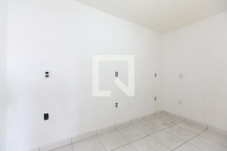 Quarto de casa para alugar com 1 quarto, 26m² em Vila Taquari, São Paulo