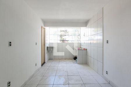 Sala/Cozinha de casa para alugar com 1 quarto, 26m² em Vila Taquari, São Paulo