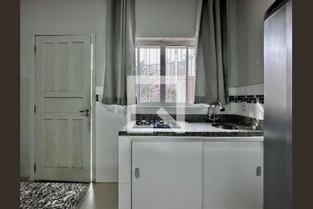 Cozinha de kitnet/studio para alugar com 1 quarto, 22m² em Campo Belo, São Paulo