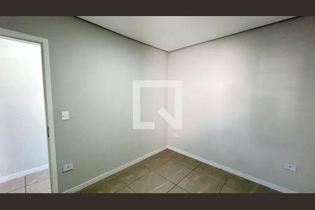 Quarto 1 de casa para alugar com 2 quartos, 45m² em Jardim Rosa de Franca, Guarulhos