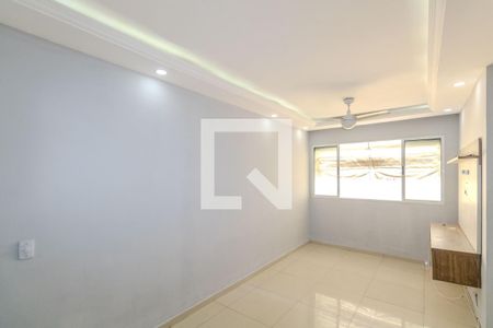 Sala de apartamento para alugar com 2 quartos, 53m² em Inhoaíba, Rio de Janeiro