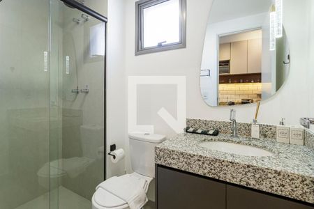 Banheiro de kitnet/studio para alugar com 1 quarto, 25m² em Vila Nova Conceição, São Paulo
