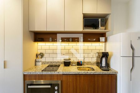 Cozinha de kitnet/studio para alugar com 1 quarto, 25m² em Vila Nova Conceição, São Paulo