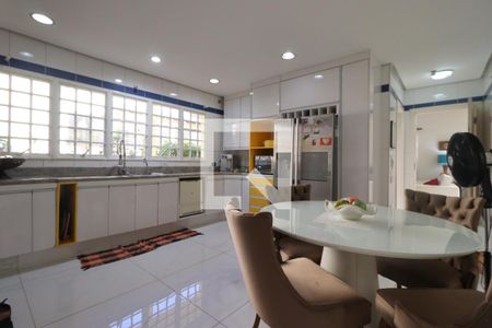 Cozinha de casa para alugar com 6 quartos, 430m² em City Ribeirão, Ribeirão Preto